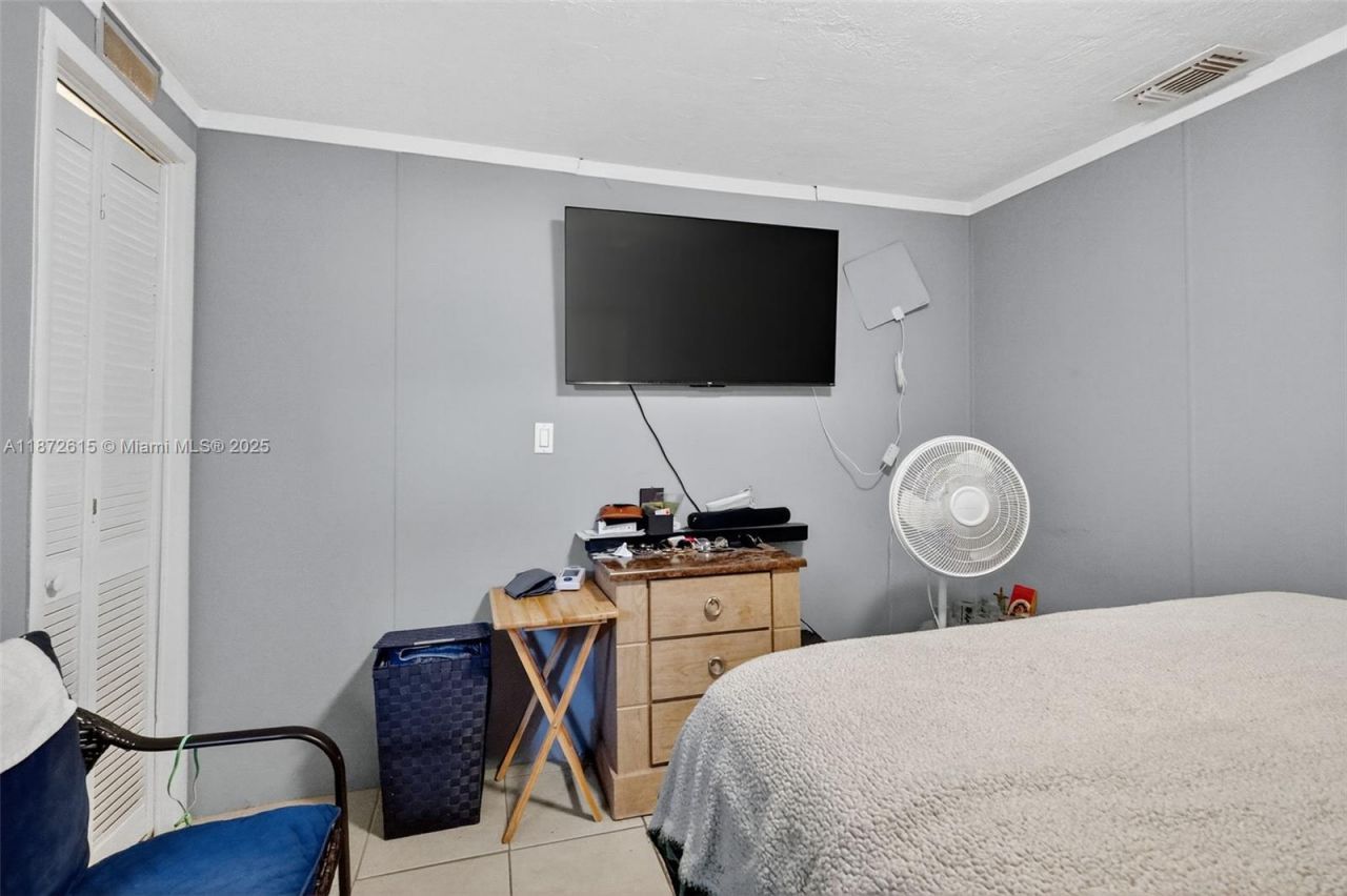 21831 S Heritage Cir, Pembroke Pines, FL 33029 Photo