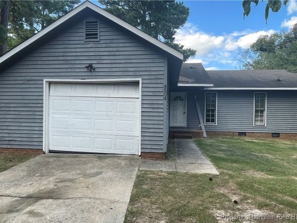 4504 Windcross Court, Fayetteville, NC 28314