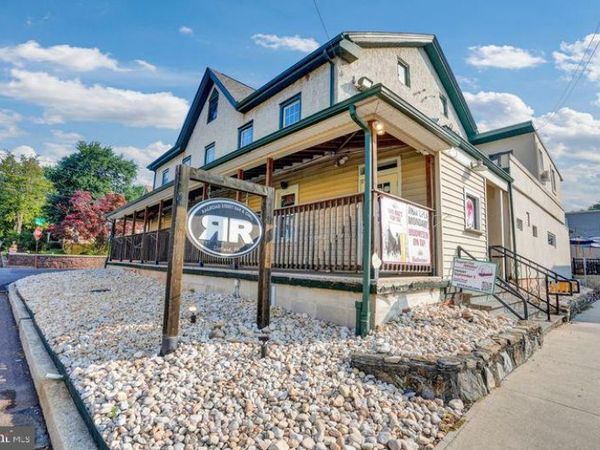 36 RAILROAD STREET, ROYERSFORD, PA 19468