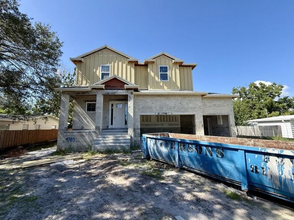 4703 W FAIR OAKS AVENUE, TAMPA, FL 33611