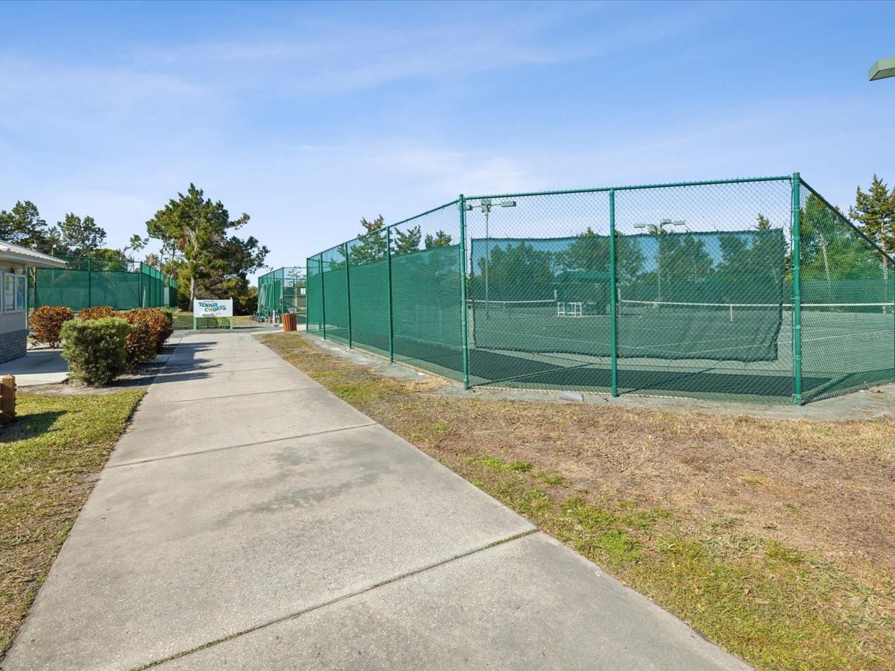 18711 Rolling Hills Loop, Hudson, FL 34667 Photo