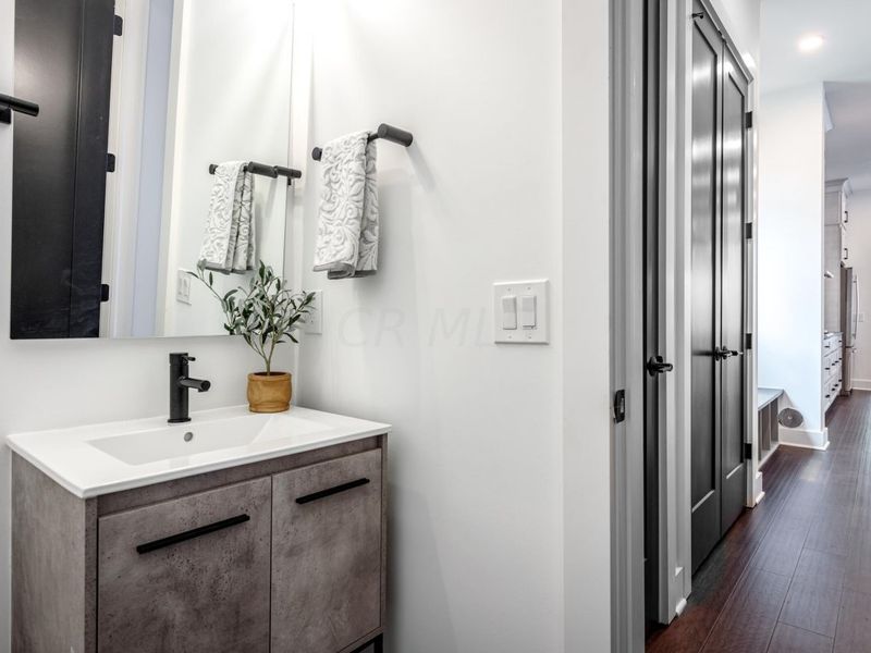 2878 Kobuk Drive, Columbus, OH 43228 Photo 12