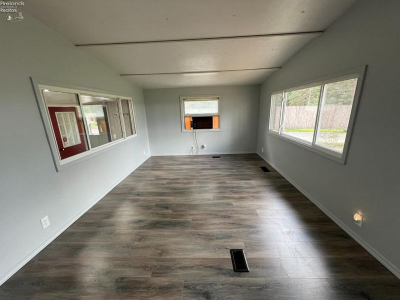 4673 Tiro Road, Tiro, OH 44887 Photo 14