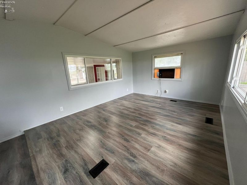 4673 Tiro Road, Tiro, OH 44887 Photo 16