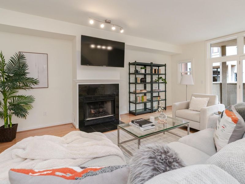 707 Sycamore Place, Columbus, OH 43206 Photo 12