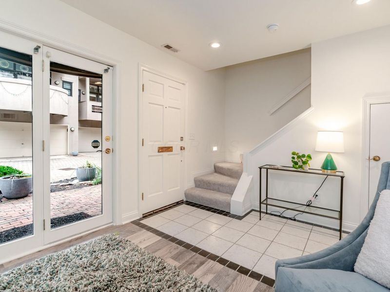 707 Sycamore Place, Columbus, OH 43206 Photo 6