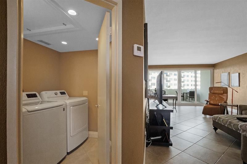 333 Sunset Drive, Unit 503, Fort Lauderdale, FL 33301 Photo