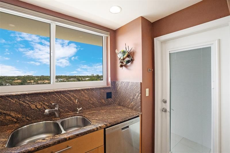 333 Sunset Drive, Unit 503, Fort Lauderdale, FL 33301 Photo