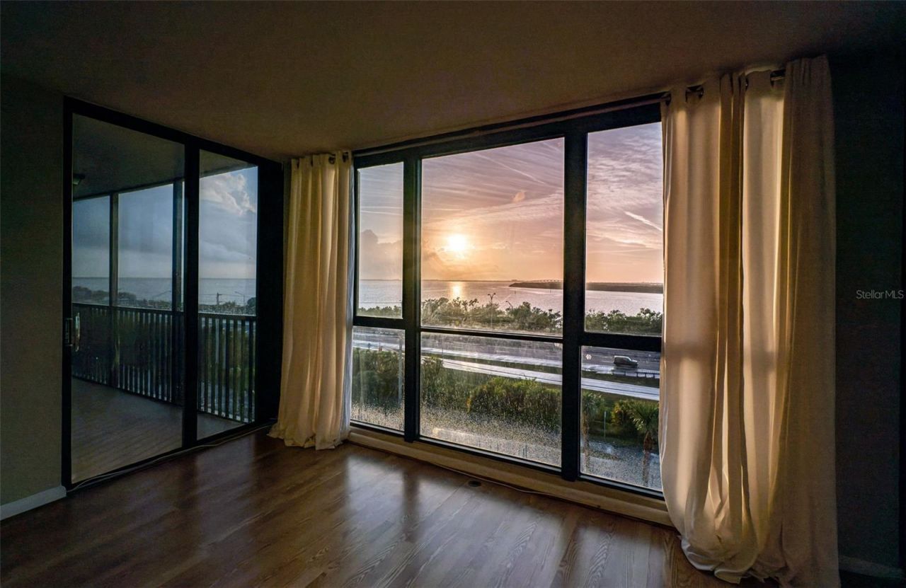 7100 Sunshine Skyway Lane S, Unit 608, Saint Petersburg, FL 33711 Photo