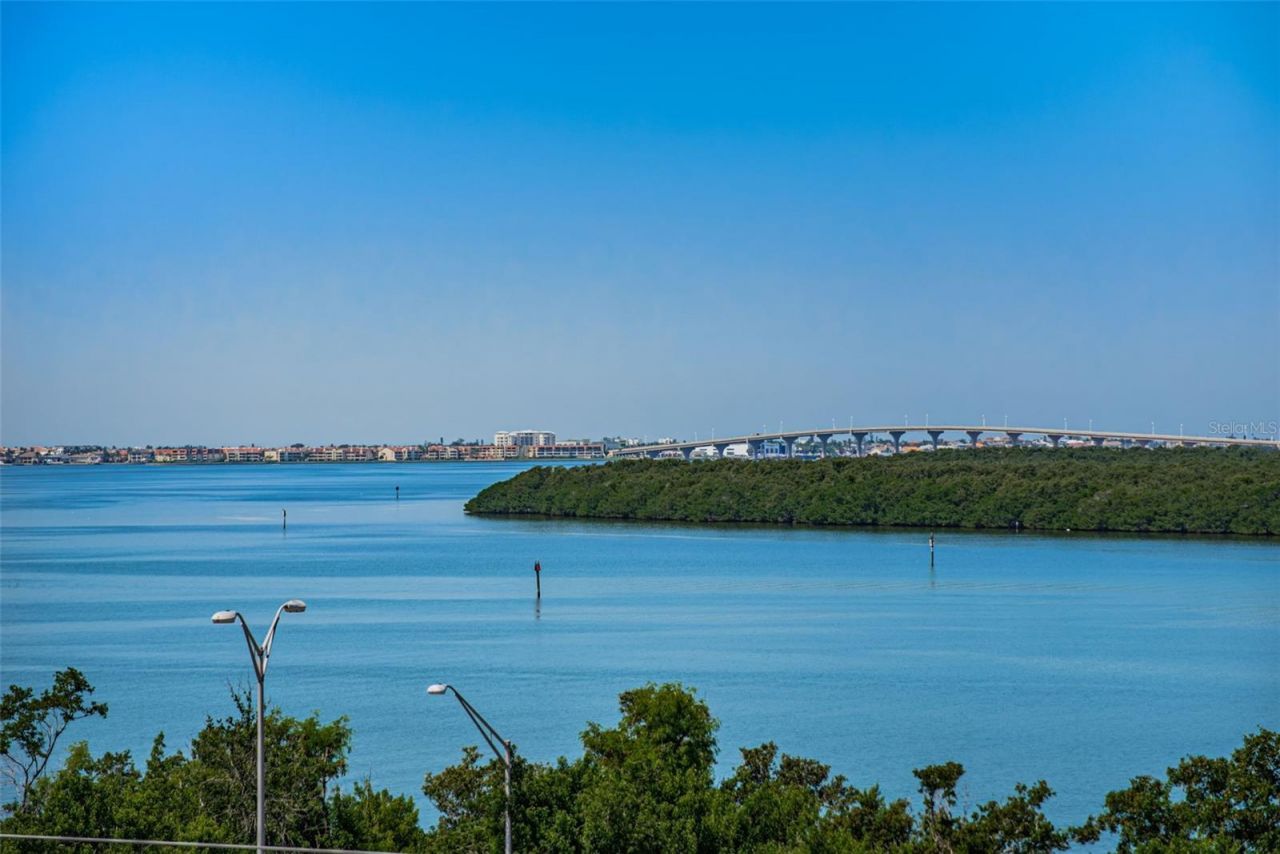 7100 Sunshine Skyway Lane S, Unit 608, Saint Petersburg, FL 33711 Photo