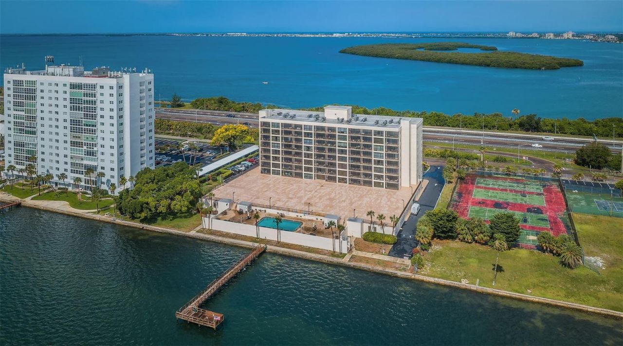 7100 Sunshine Skyway Lane S, Unit 608, Saint Petersburg, FL 33711 Photo