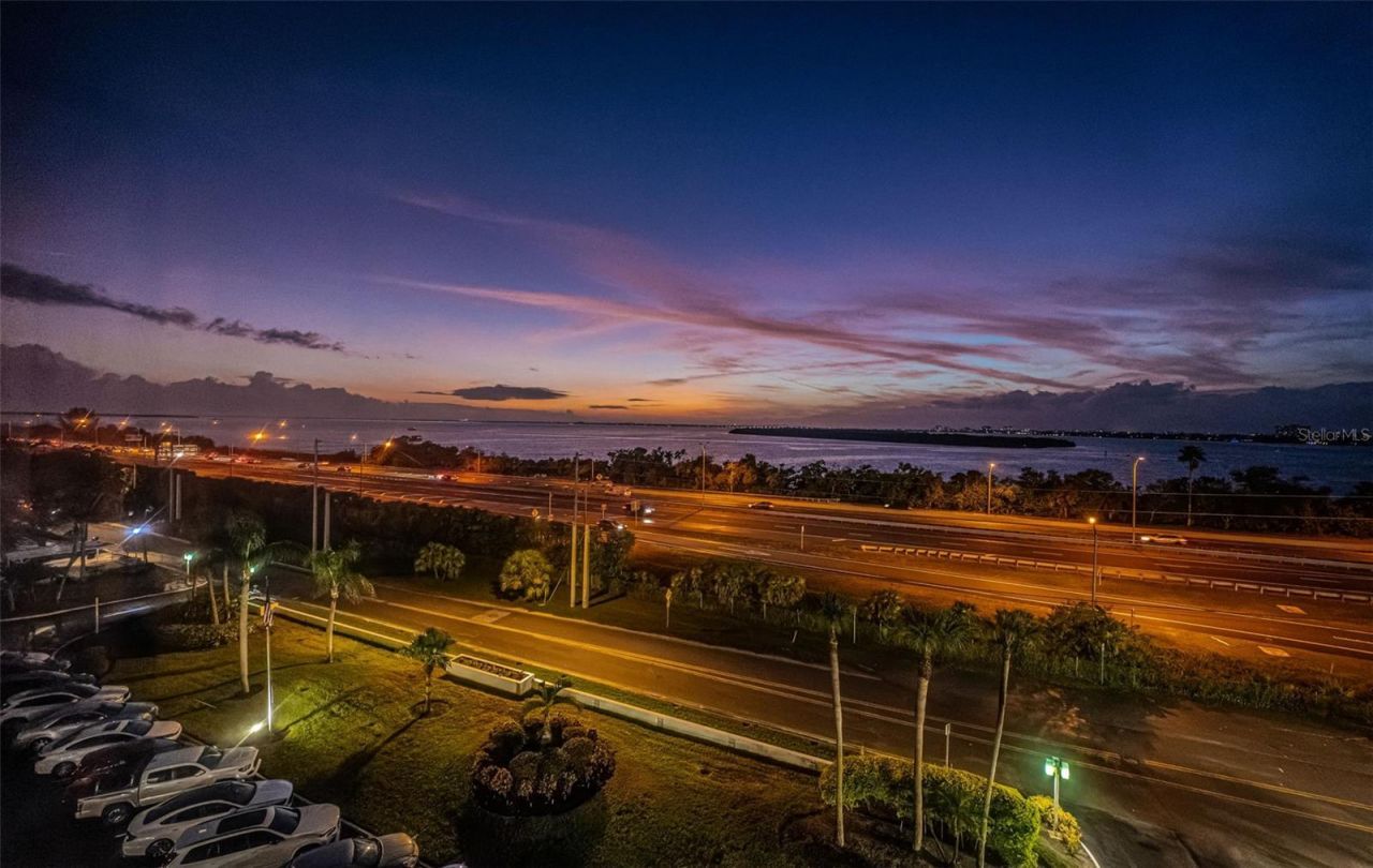 7100 Sunshine Skyway Lane S, Unit 608, Saint Petersburg, FL 33711 Photo