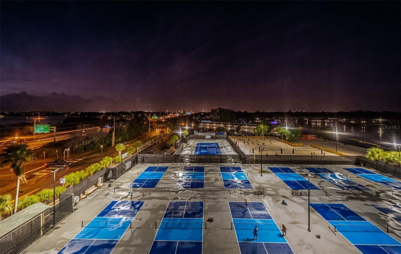 7100 Sunshine Skyway Lane S, Unit 608, Saint Petersburg, FL 33711 Photo