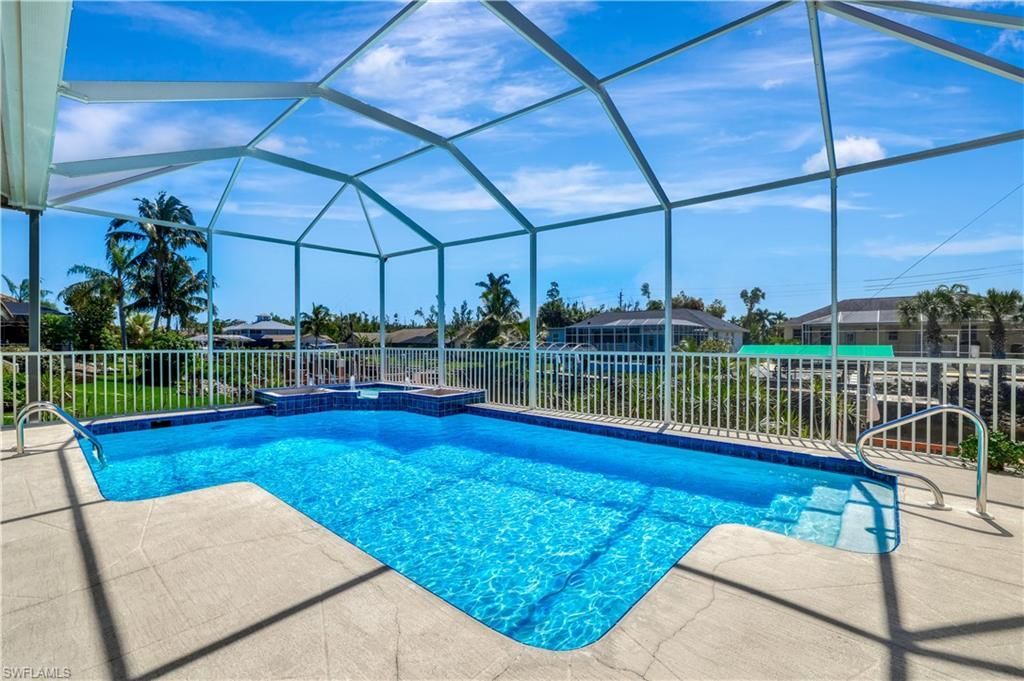 5561 Harborage Dr, Fort Myers, FL 33908 Photo