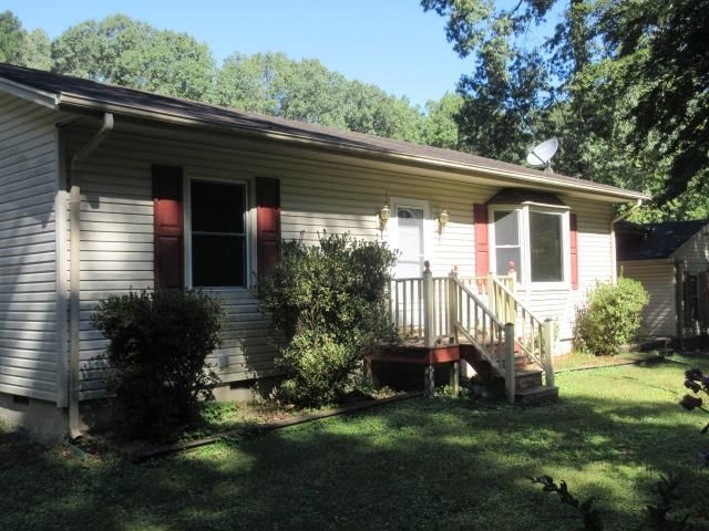 66 Richardson St, Hague, VA 22469 Main Photo