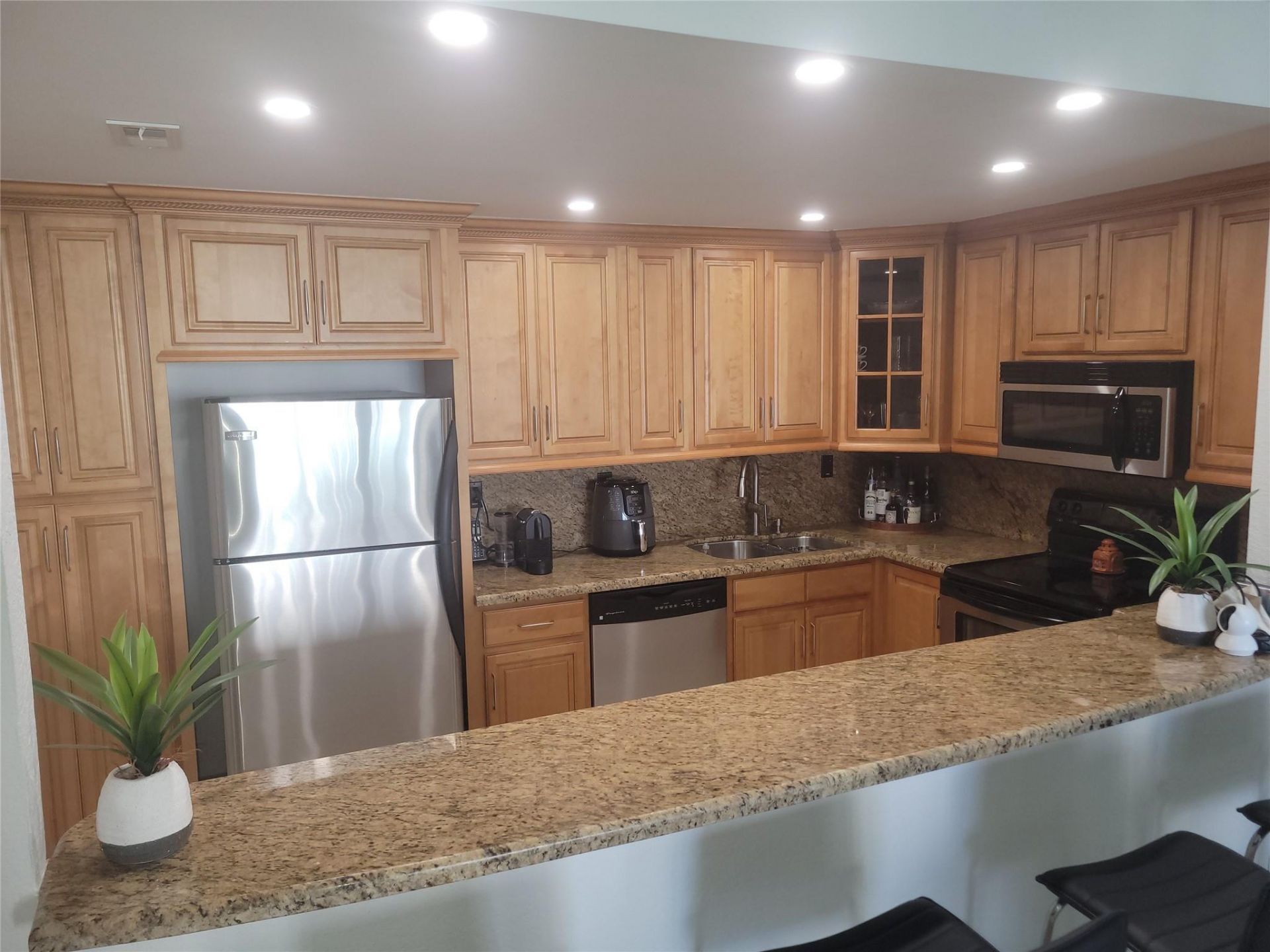 19370 Collins Avenue, Unit 809, Sunny Isles Beach, FL 33160 Photo