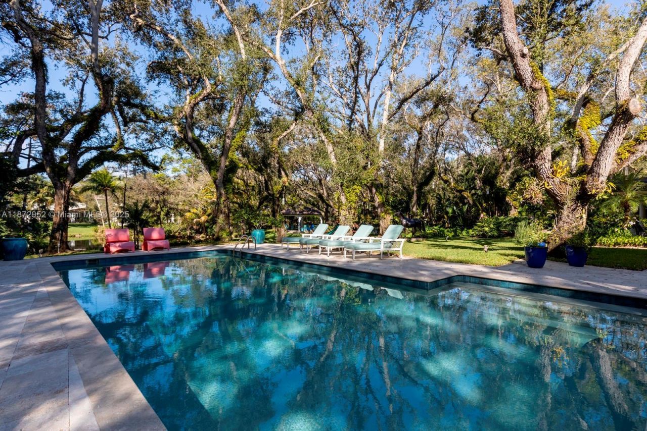 10100 Lakeside Dr, Coral Gables, FL 33156 Photo