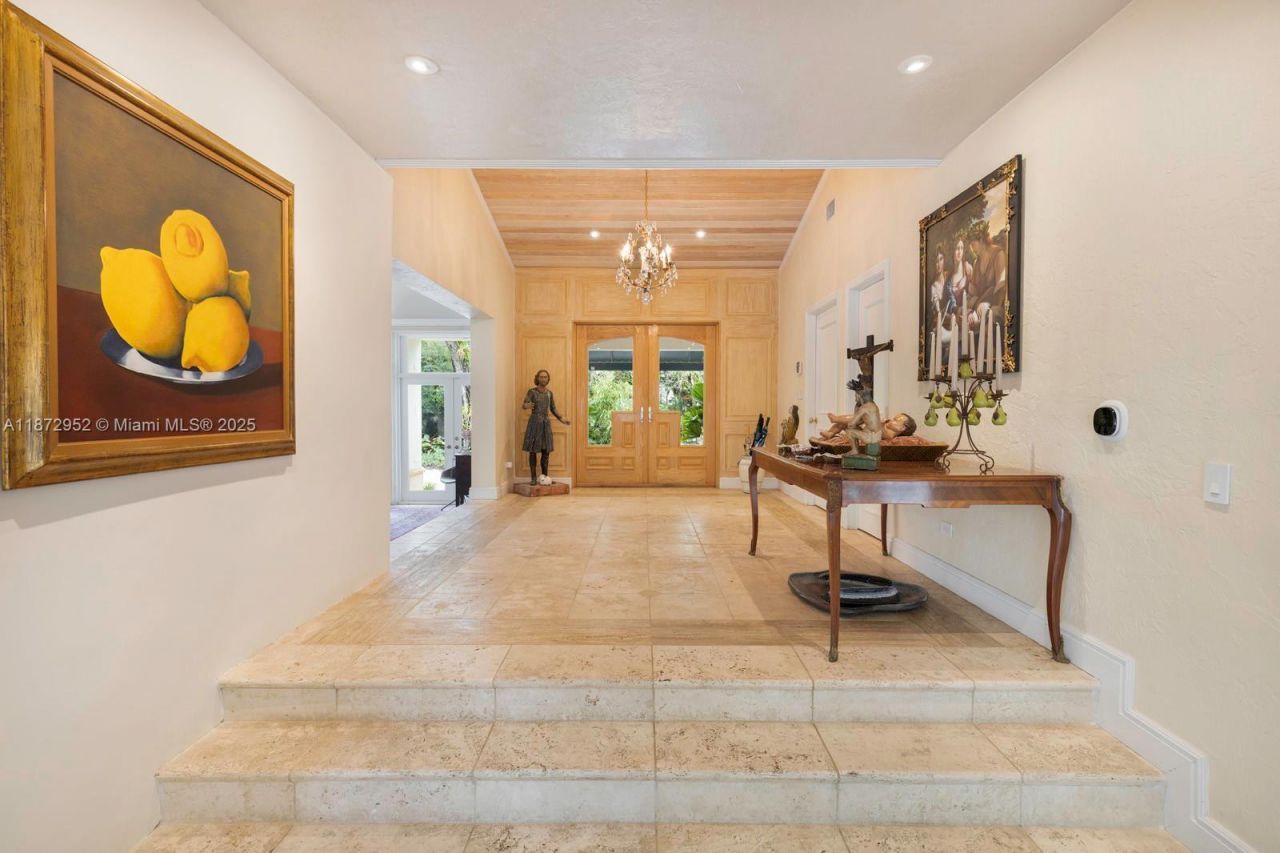 10100 Lakeside Dr, Coral Gables, FL 33156 Photo