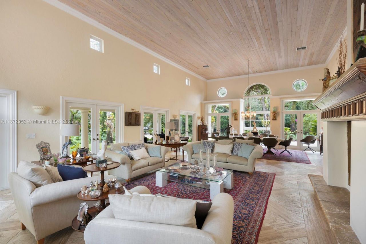 10100 Lakeside Dr, Coral Gables, FL 33156 Photo