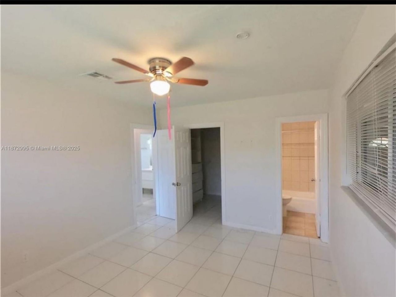 21140 NE 26th Ave, Miami, FL 33180 Photo