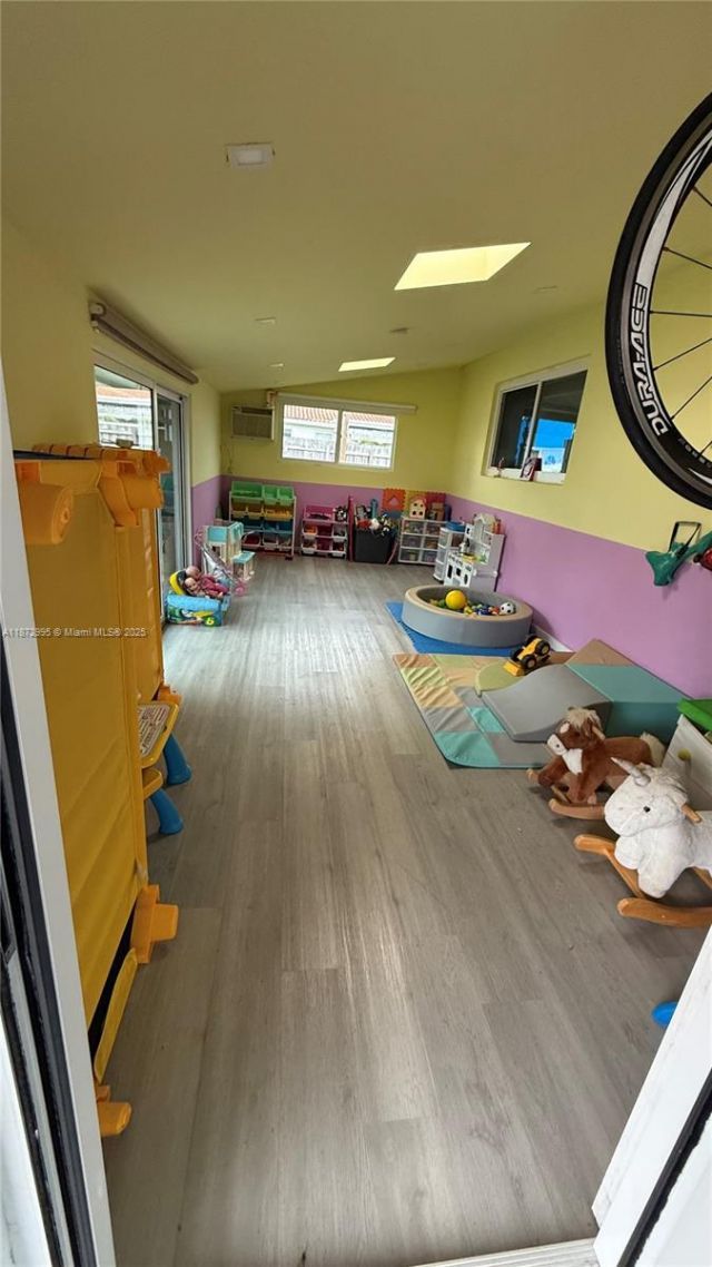 21140 NE 26th Ave, Miami, FL 33180 Photo