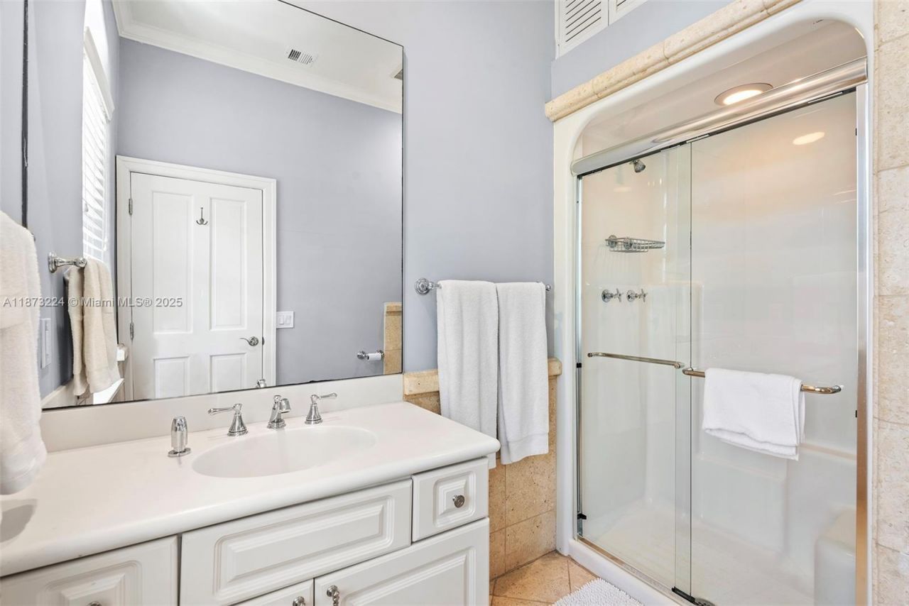 814 W Dilido Dr, Miami Beach, FL 33139 Photo