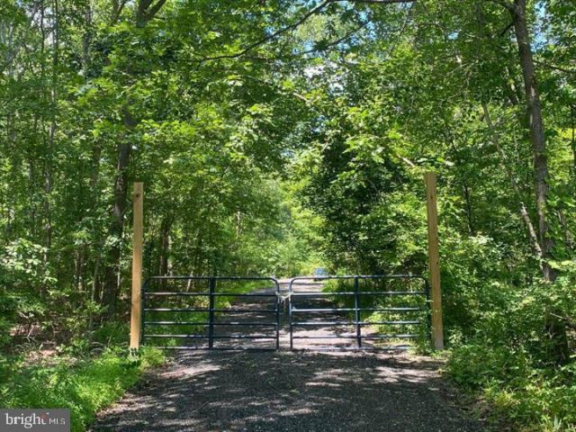 5277 Cedar Street, West River, MD 20778 Main Photo