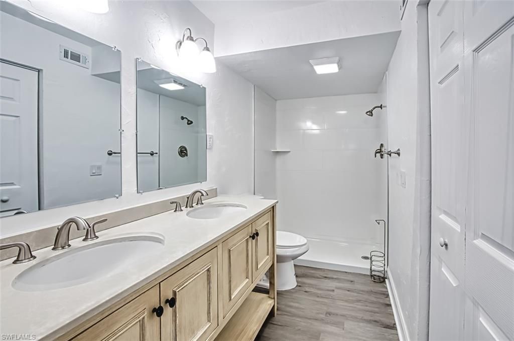 10022 Oxfordshire Ln, Unit 105, Fort Myers, FL 33908 Photo
