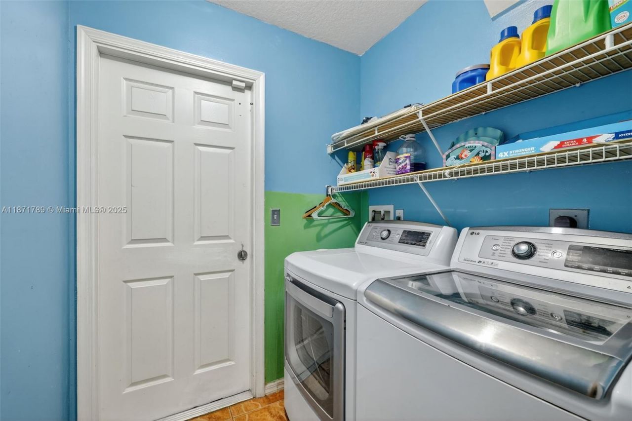 1019 SW California Blvd, Port Saint Lucie, FL 34953 Photo