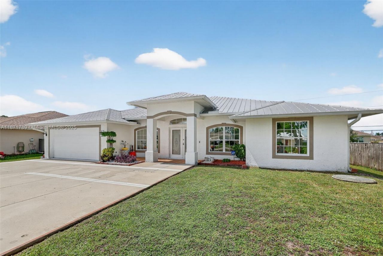 1019 SW California Blvd, Port Saint Lucie, FL 34953 Photo