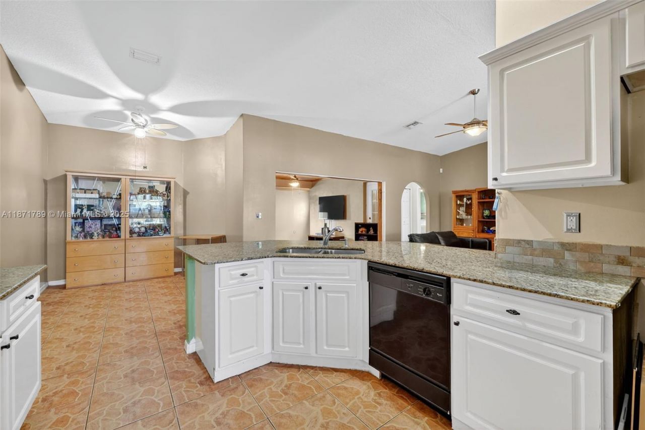 1019 SW California Blvd, Port Saint Lucie, FL 34953 Photo