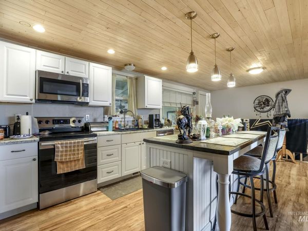 107 Davis, Filer, ID 83328