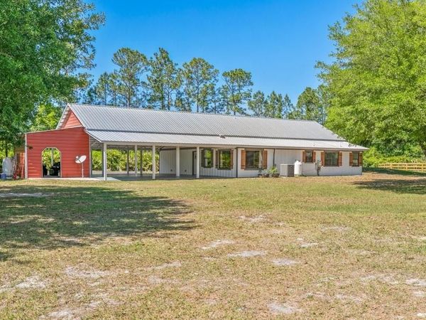 643 E STATE ROAD 100, SAN MATEO, FL 32187