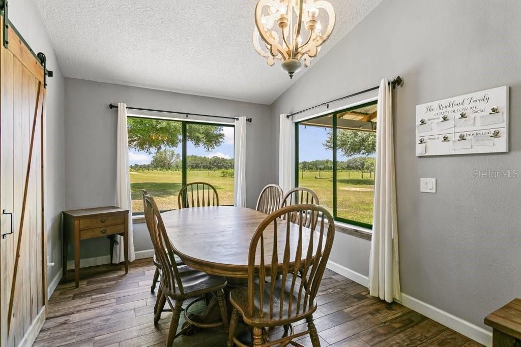 643 E State Road 100, San Mateo, FL 32187 Photo