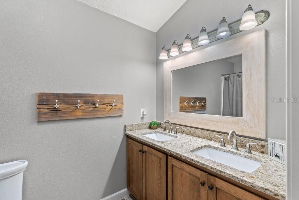 643 E State Road 100, San Mateo, FL 32187 Photo