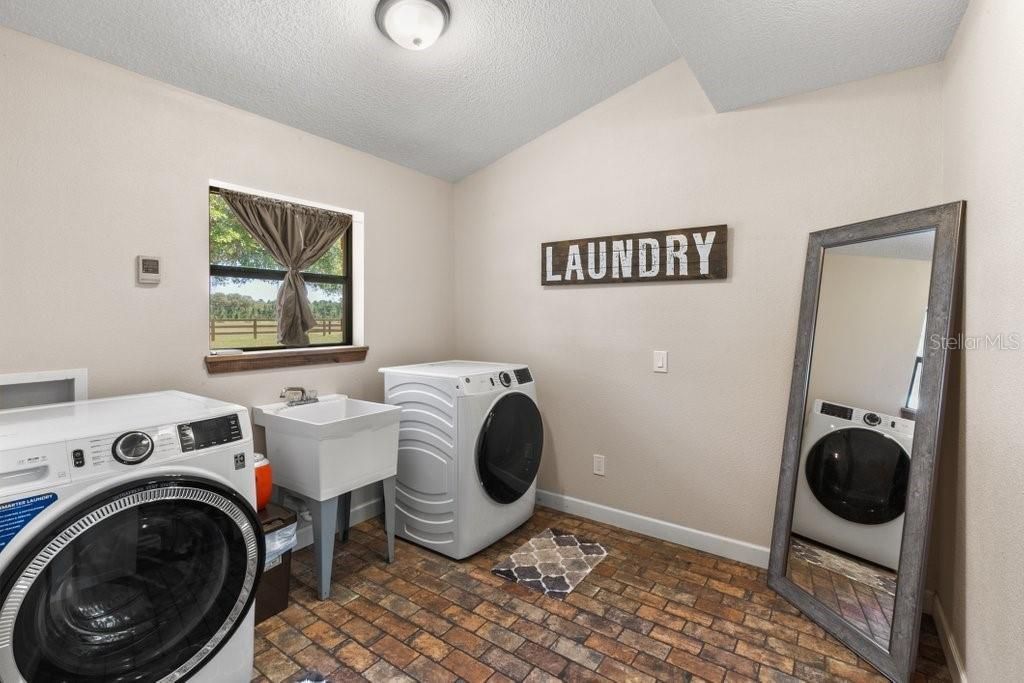 643 E State Road 100, San Mateo, FL 32187 Photo