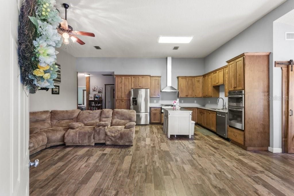 643 E State Road 100, San Mateo, FL 32187 Photo