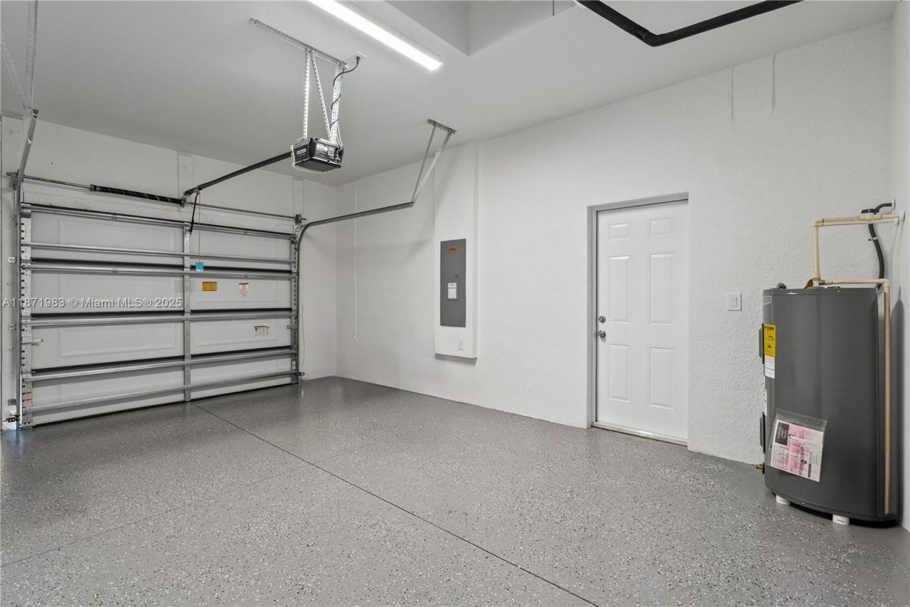 2804 73rd St W, Lehigh Acres, FL 33971 Photo