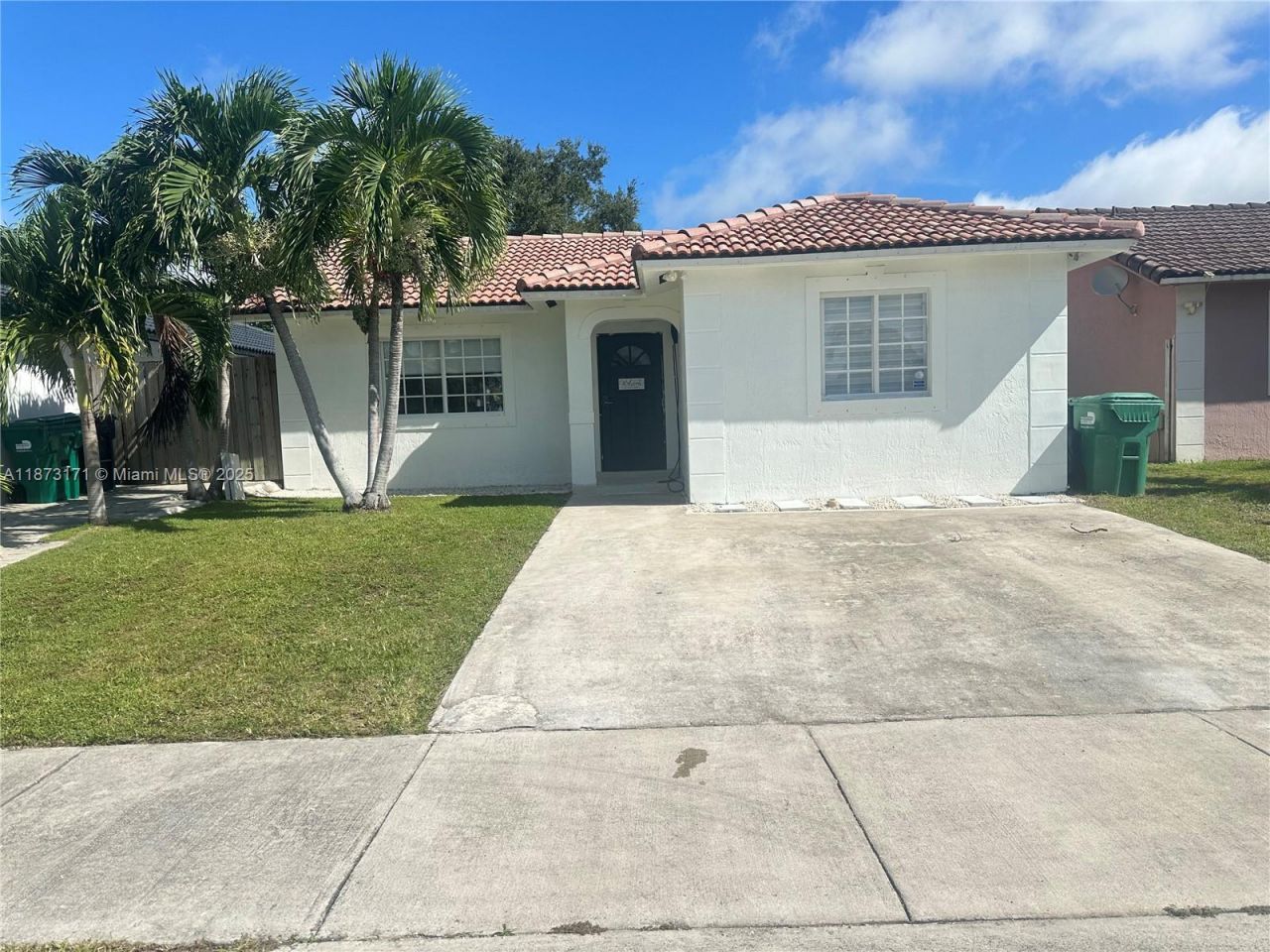 14353 SW 176th Ter, Miami, FL 33177 Photo