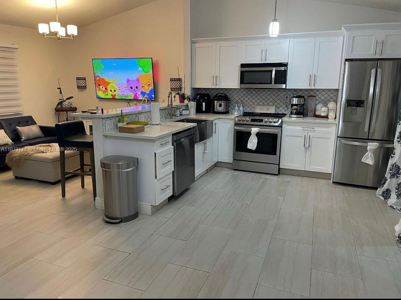 14353 SW 176th Ter, Miami, FL 33177 Photo