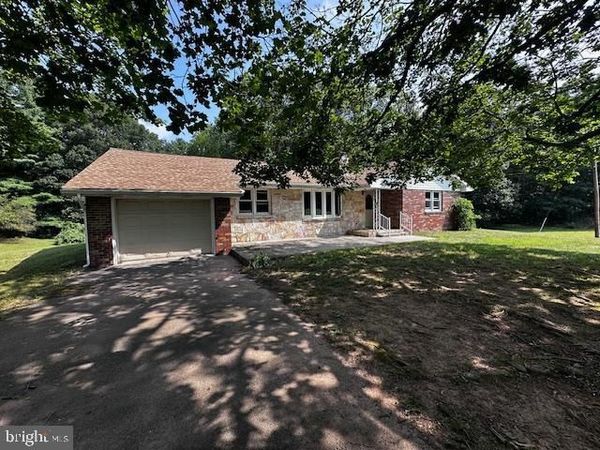 1217 BARTON ROAD, BREEZEWOOD, PA 15533