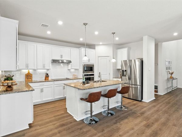 211 Brookside ST, Hutto, TX 78634