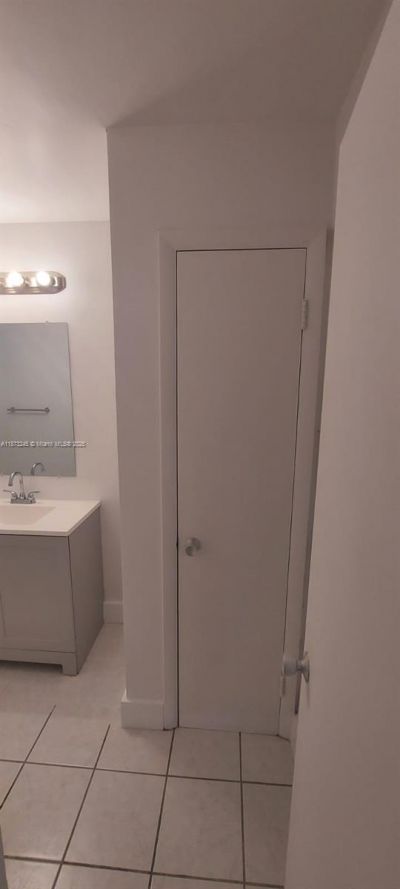 3033 NW 43rd Ave, Unit 108, Lauderdale Lakes, FL 33313 Photo