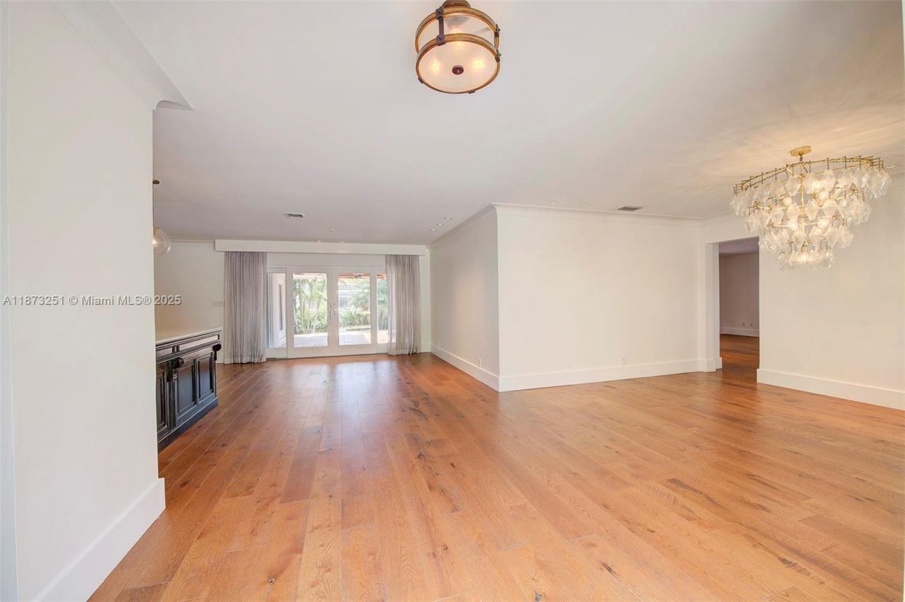 5240 NE 29th Ave, Fort Lauderdale, FL 33308 Photo