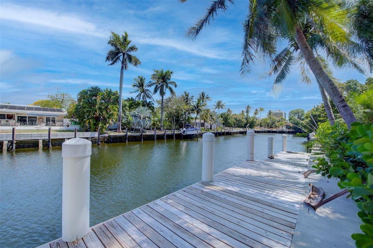 5240 NE 29th Ave, Fort Lauderdale, FL 33308 Photo