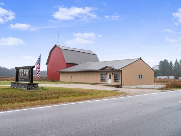 11406 E 8th Street, Reed City, MI 49677