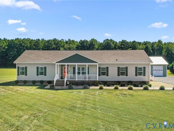 1152 Richmond Hill Road, Warsaw, VA 22572