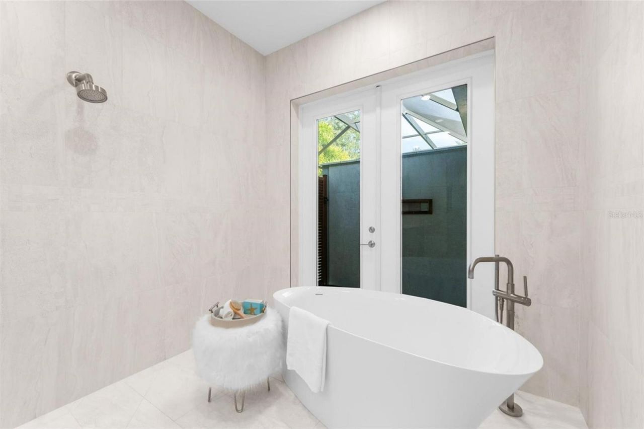 10808 Leafwing Drive, Sarasota, FL 34241 Photo