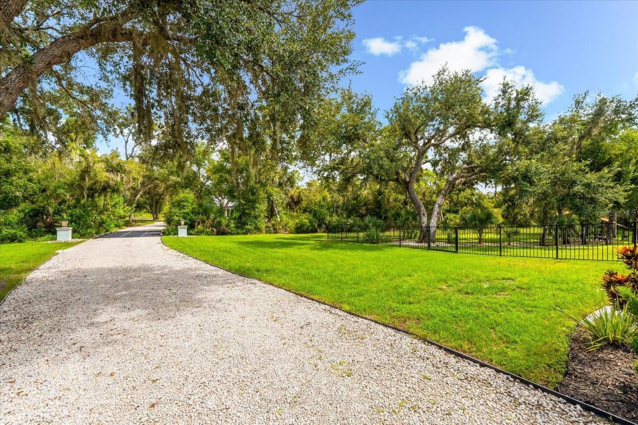 10808 Leafwing Drive, Sarasota, FL 34241 Photo