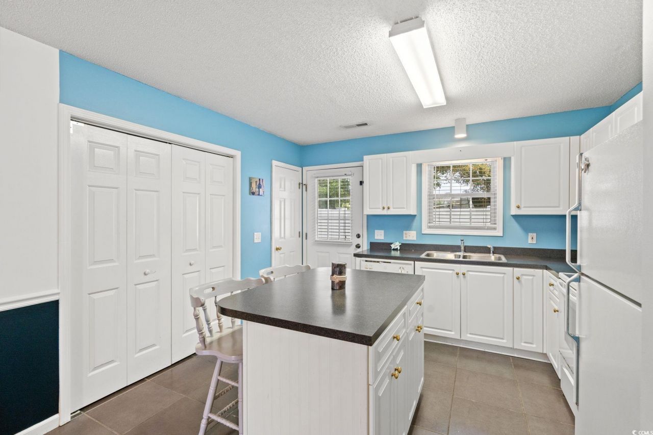 606 S 7th Ave. Photo 11